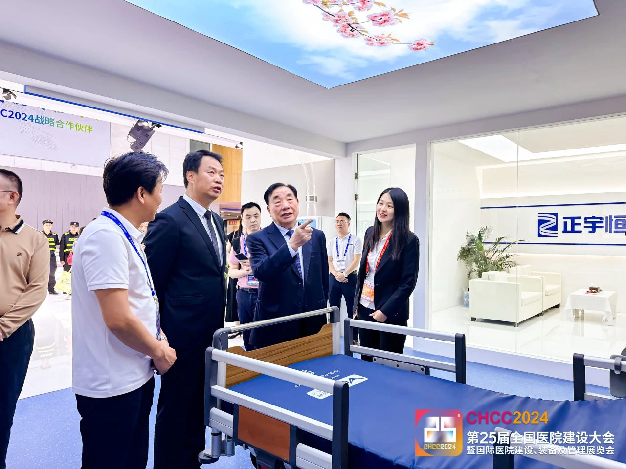 2025全国医院建设大会【展位预定】CHCC国际实验室家具工程展
